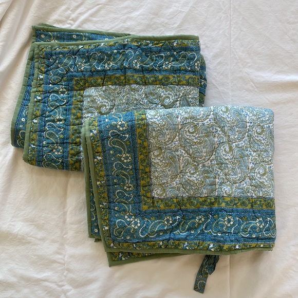 Pottery Barn Bedding Pottery Barn Quilted Shams Ava Paisley Set Of